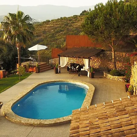 Villa El Pino: With Private Pool