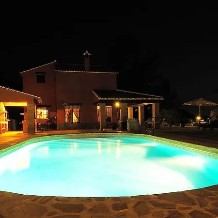 El Pino: With Private Pool * Sayalonga
