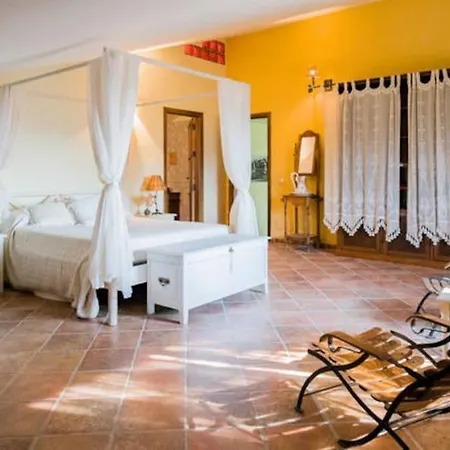 El Pino: With Private Pool Villa