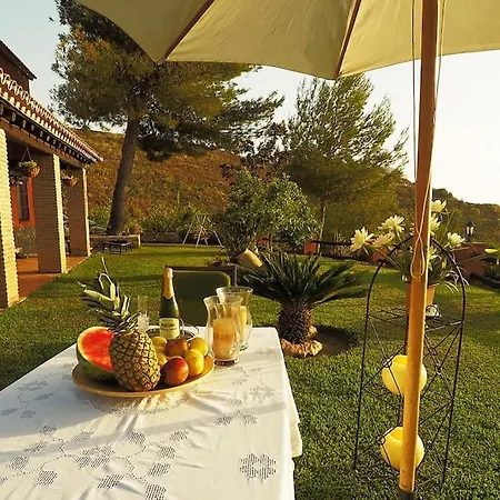 Villa El Pino: With Private Pool